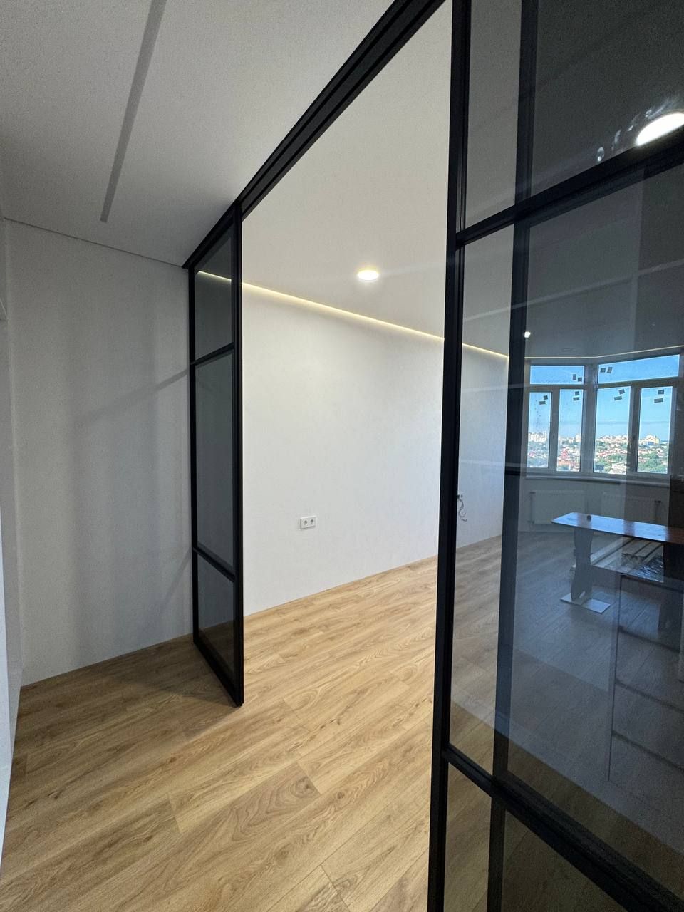 Apartment — photo 1